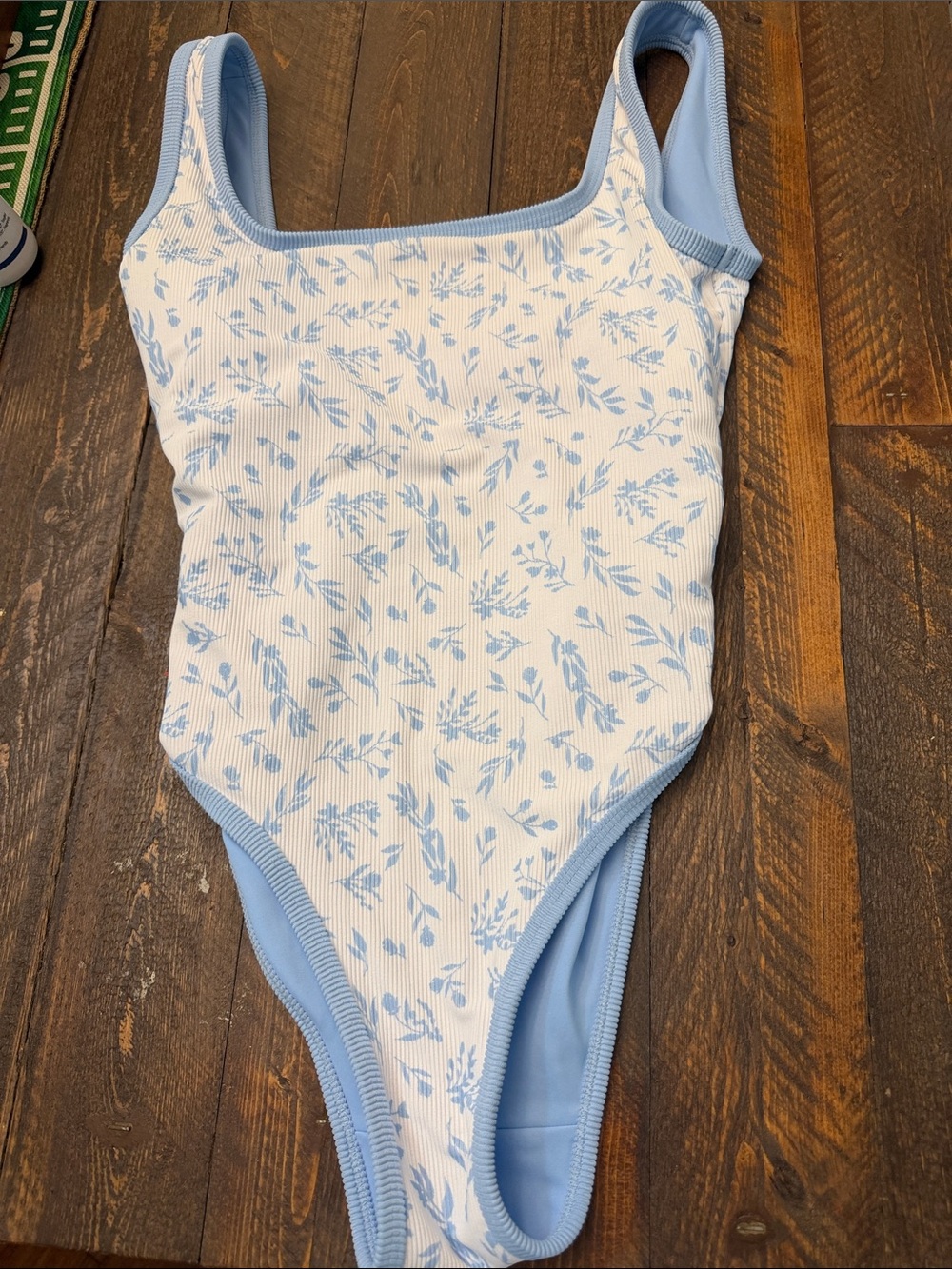 LainSnow Ribbed Blue & White Floral Swimwear - Size S - EUC - Picture 2 of 9